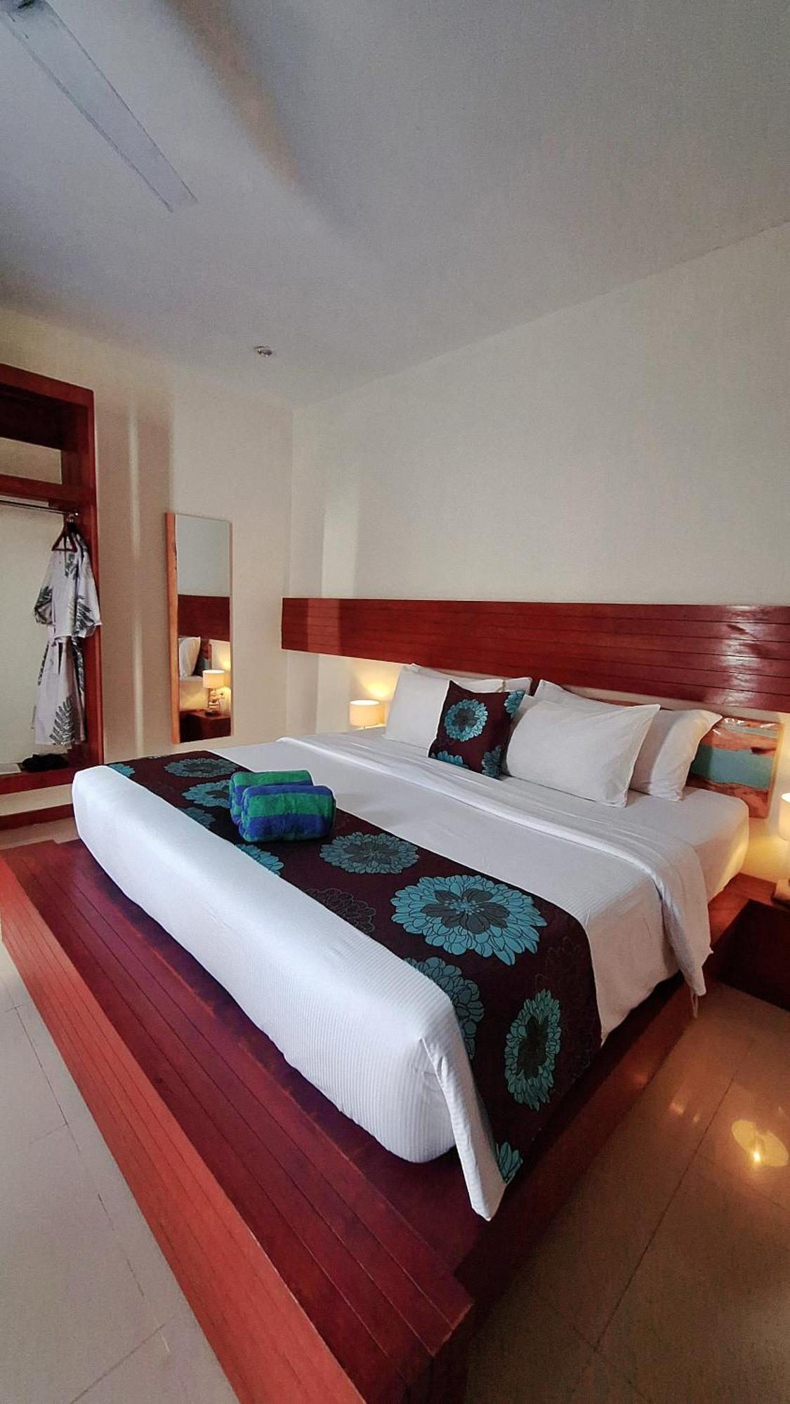 Taj Maza Sunset Villas Gili Trawangan Exterior photo